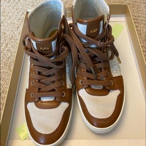 Michael Kors Leather/Suede hi-top sneakers